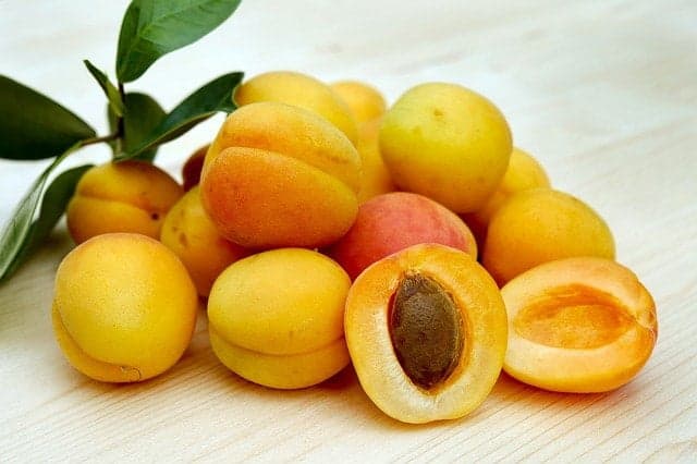 Apricots (Khubani)